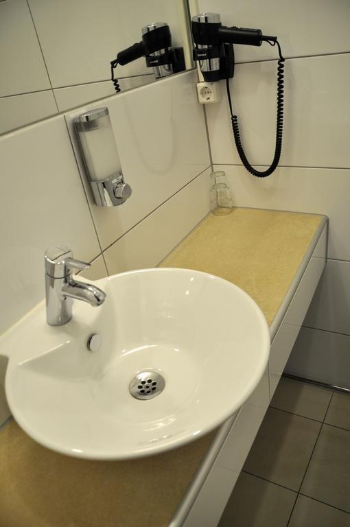 Ronneby Cityhotell מראה חיצוני תמונה