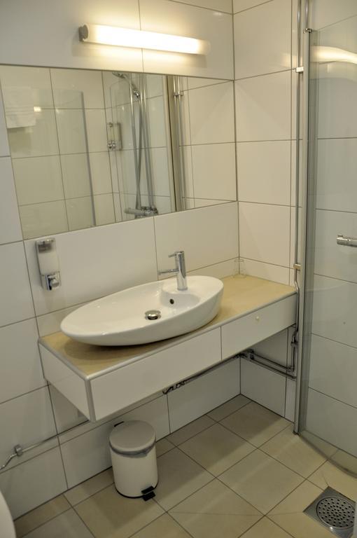 Ronneby Cityhotell מראה חיצוני תמונה