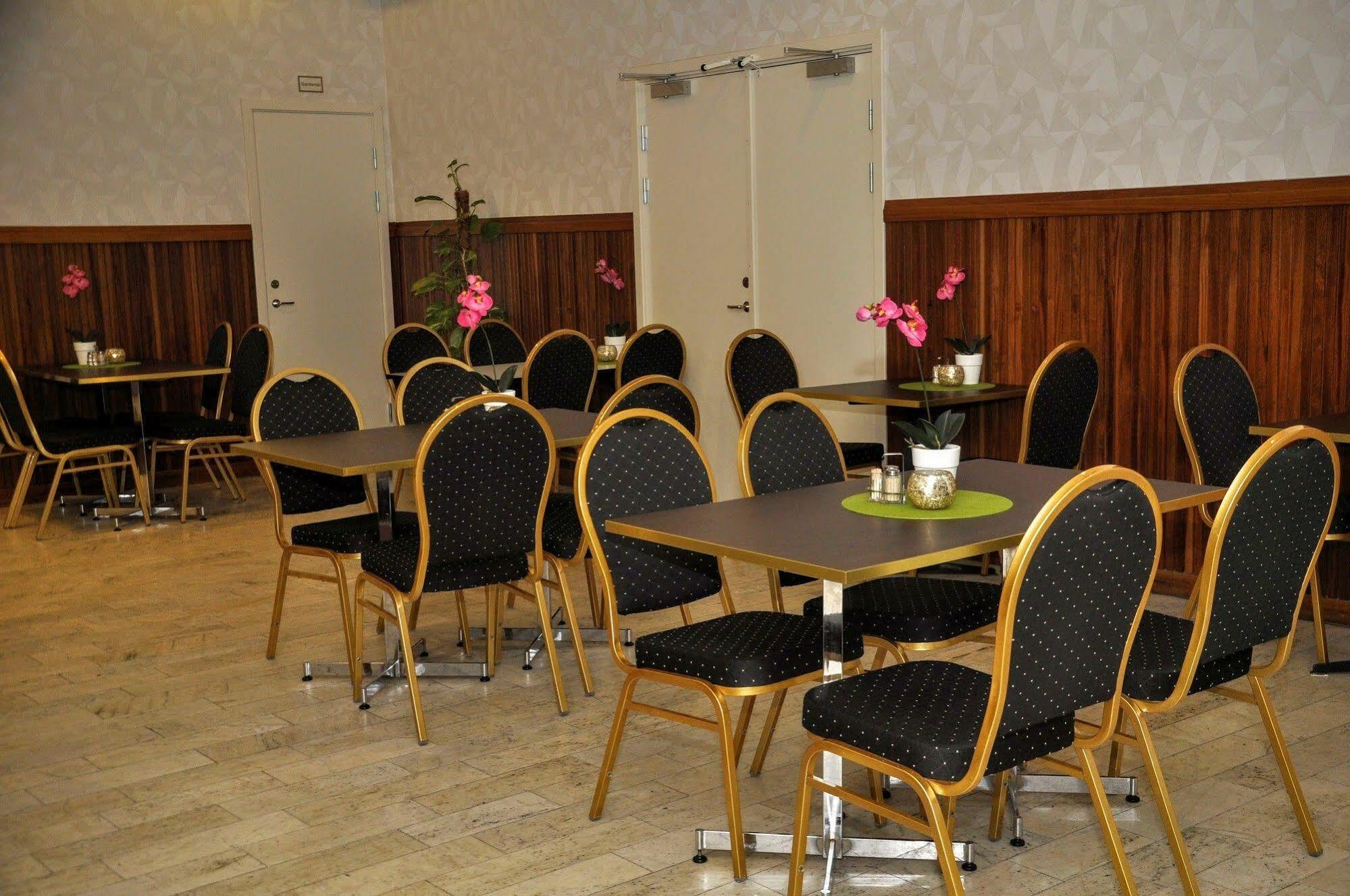 Ronneby Cityhotell מראה חיצוני תמונה